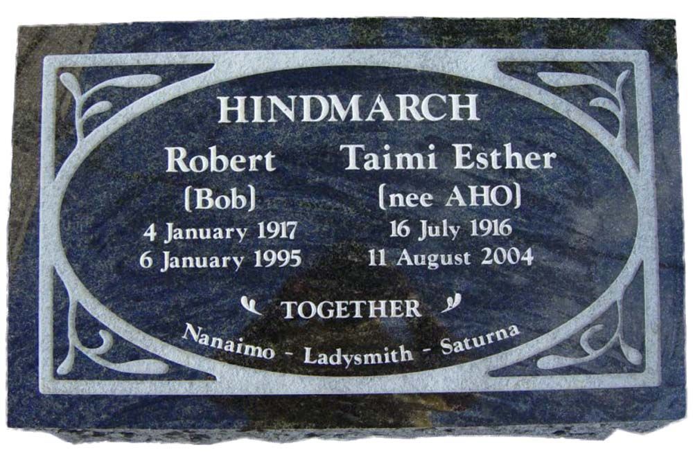 A gravestone for hindmarch robert and taimi esther