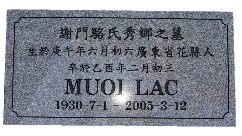 a gravestone with chinese writing and the name muoi lac