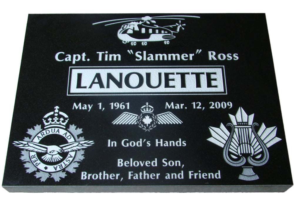 A black plaque with the name lanouette on it