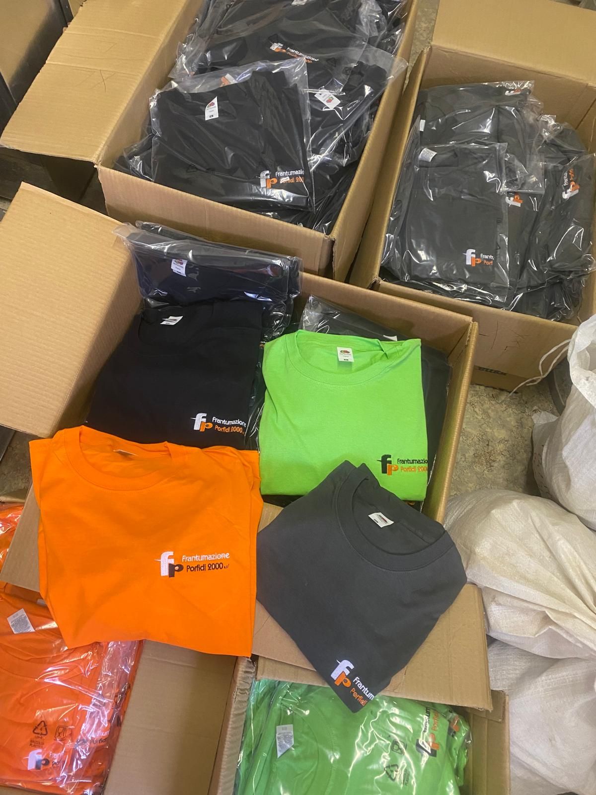 Interni Nora Divise Lavoro