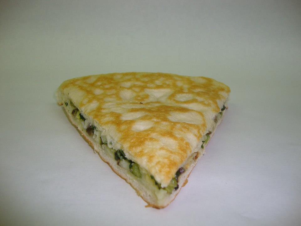 Focaccia ripiena di zucchine