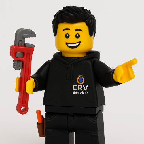 LEGO-mannetje van CRV Service onderweg naar een interventie voor verwarming of sanitair