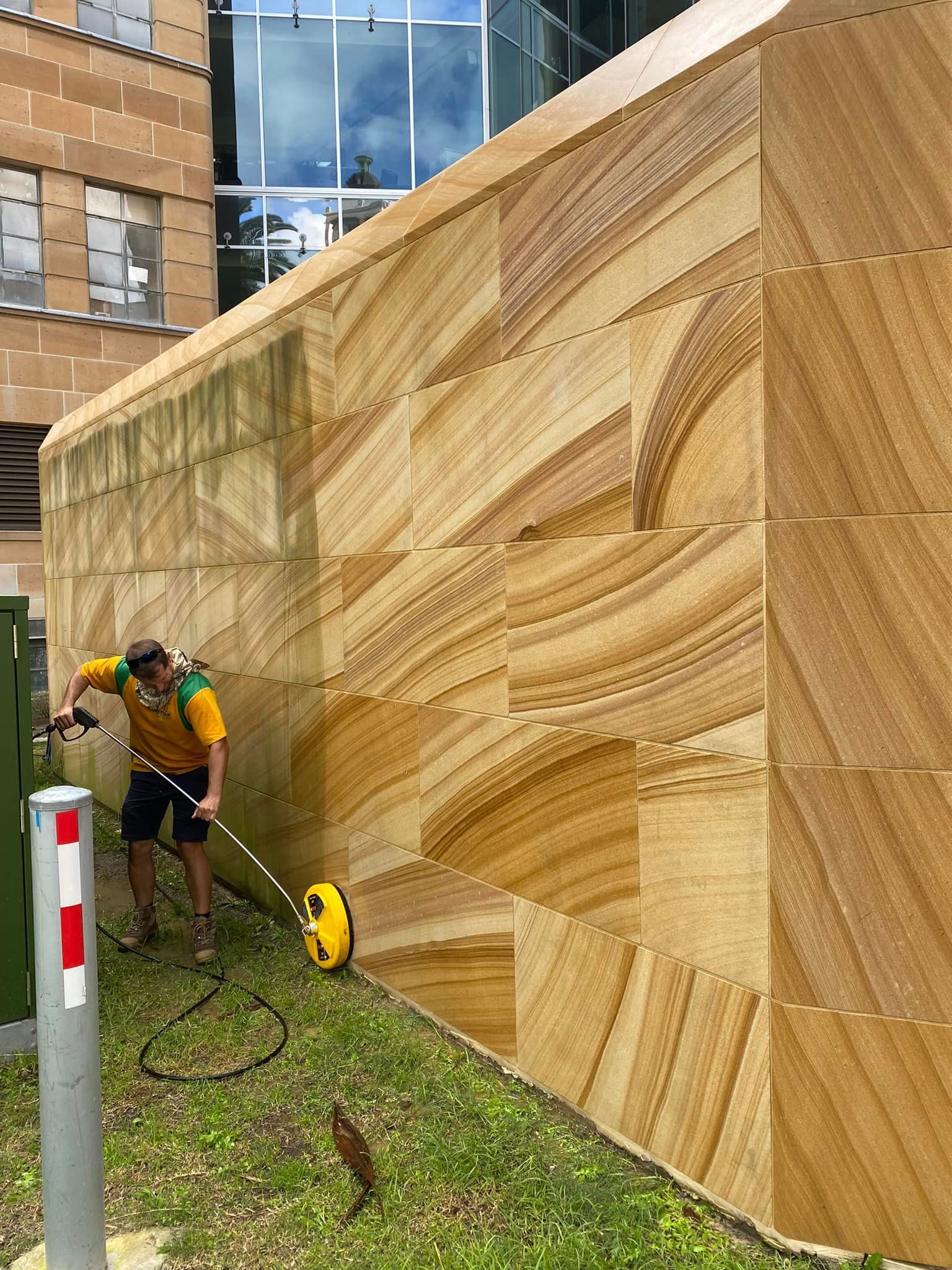 OTTRA cleaner using water fed pole system