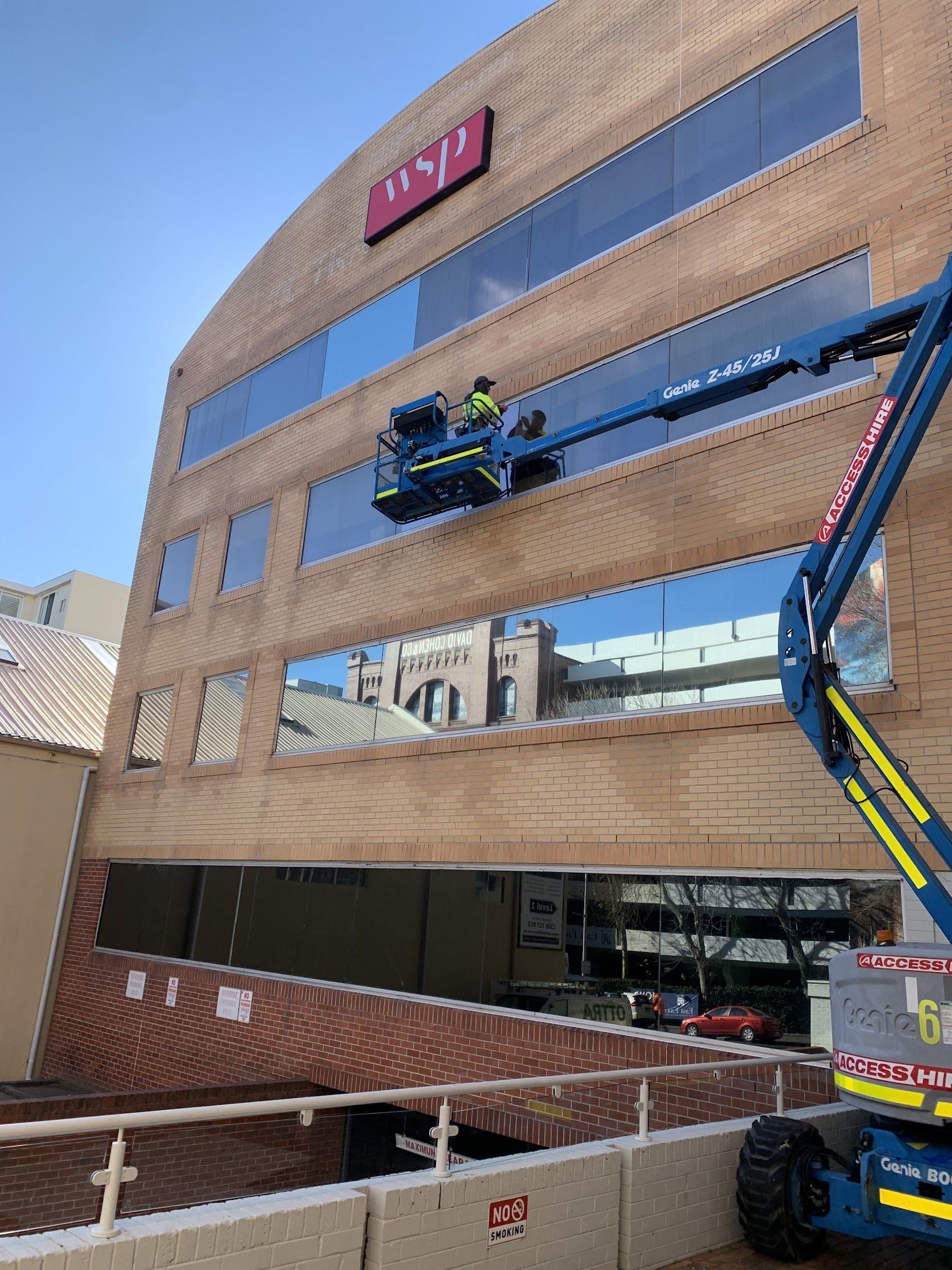 cleaning commercial building windows