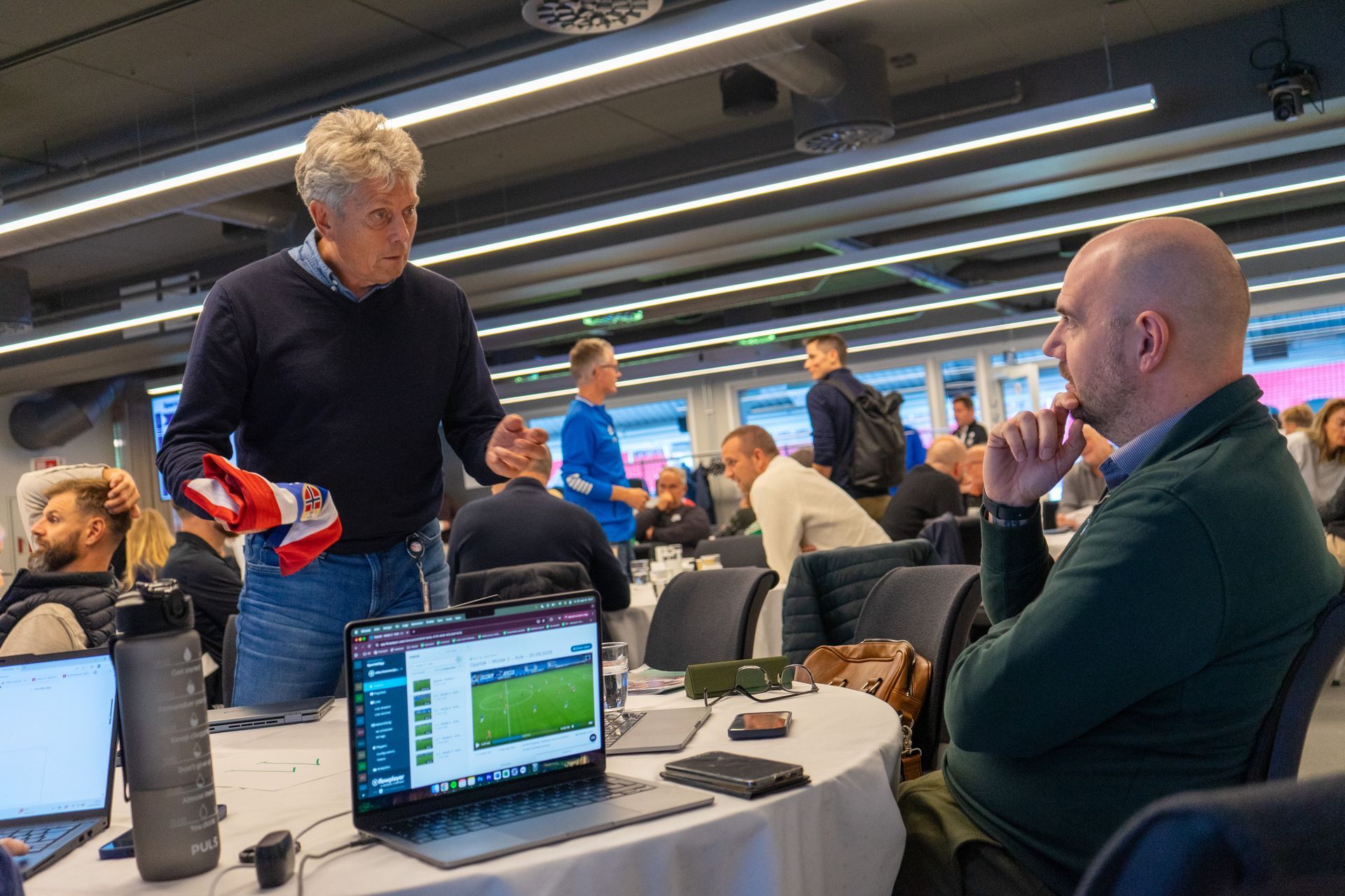 Jo Bergsvand, NLF och Jimmy Fors, Ettanfotboll i samspråk.