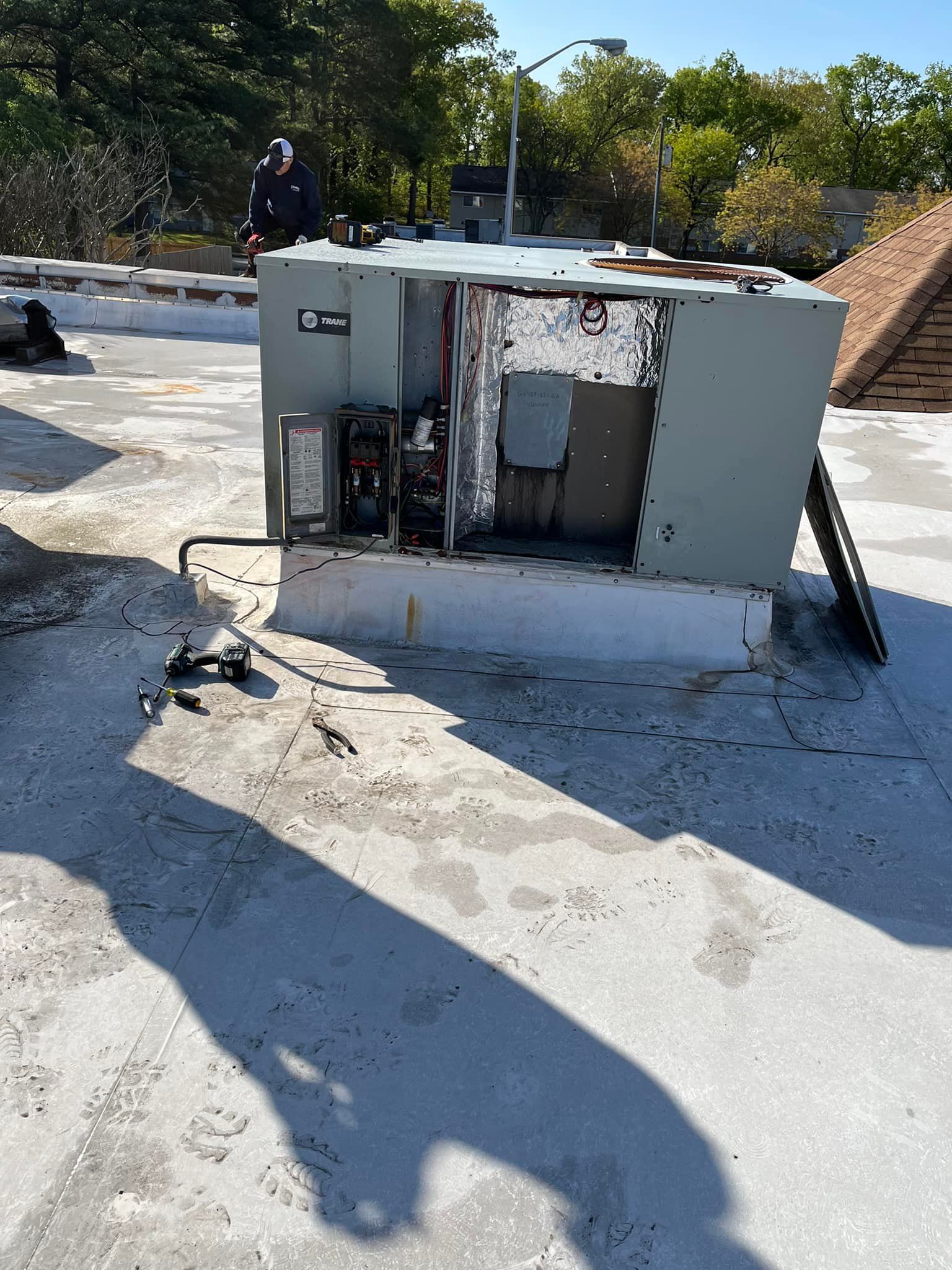 Aircon Unit On Roof - Chesapeake, VA - Southside Energy