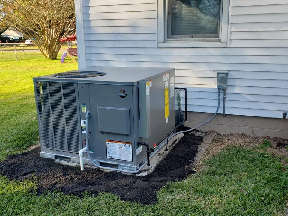 AC Near House Siding - Chesapeake, VA - Southside Energy
