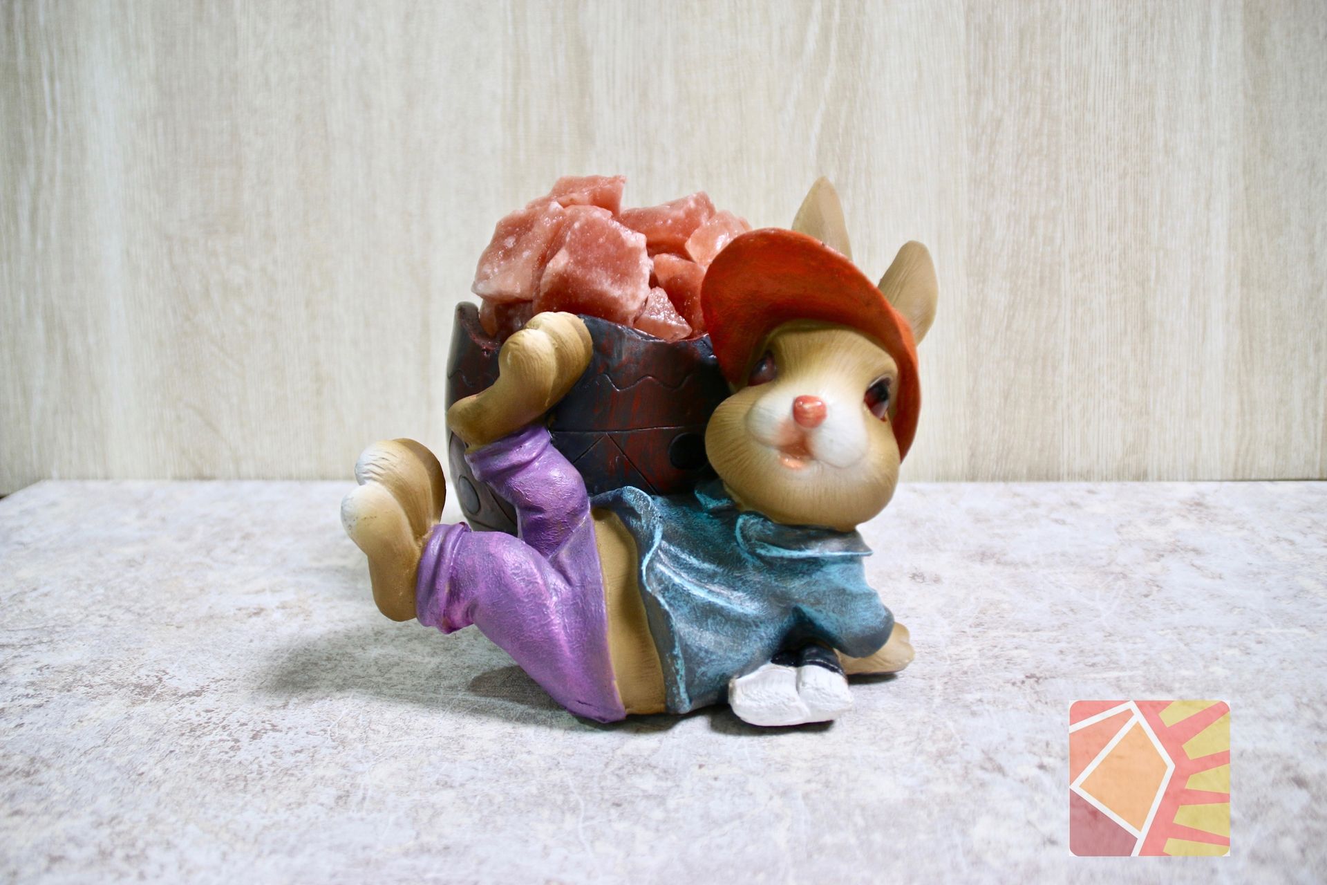 木桶俏皮雄兔兔鹽燈