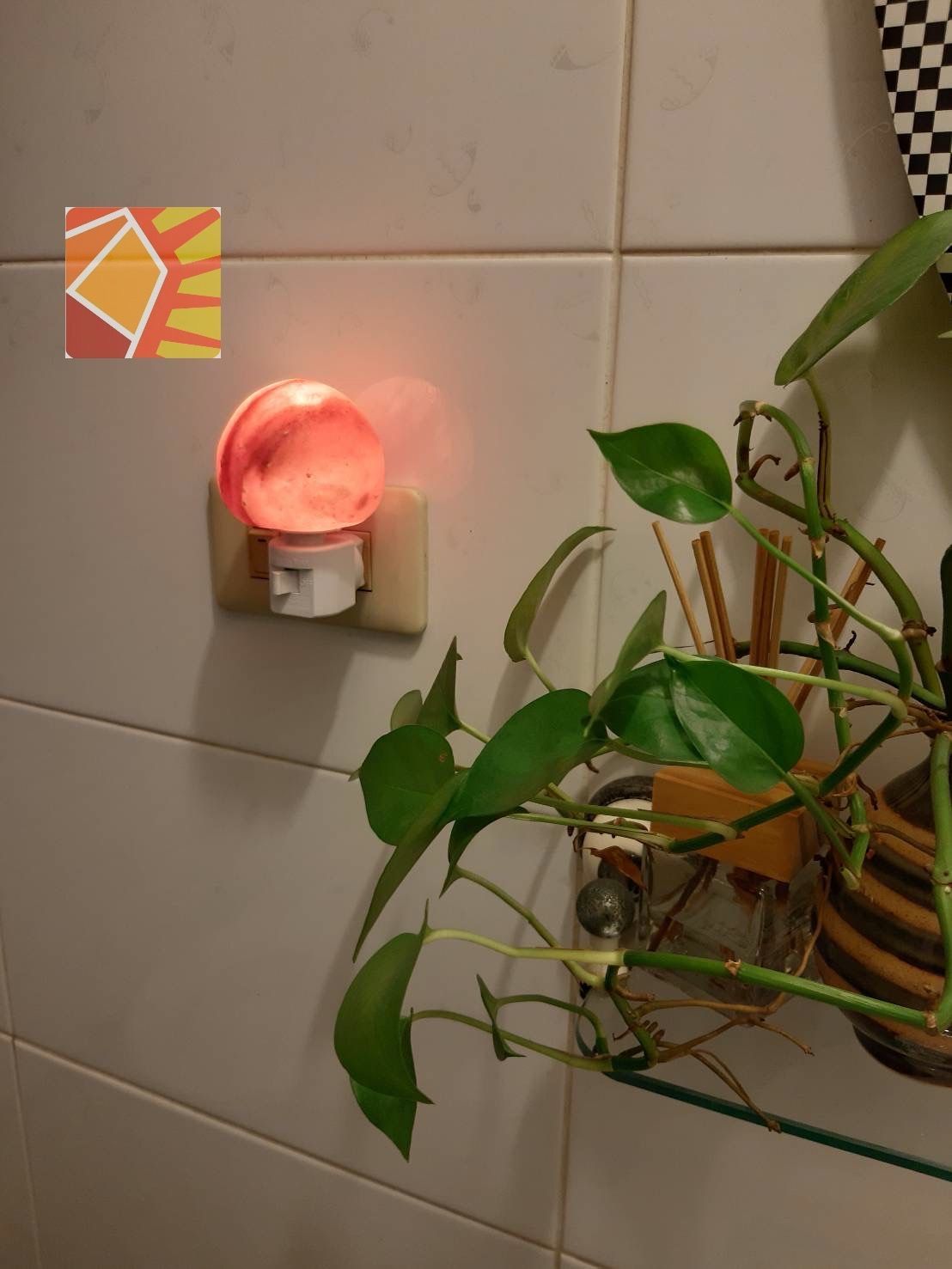 精巧小壁燈圓球造型鹽燈