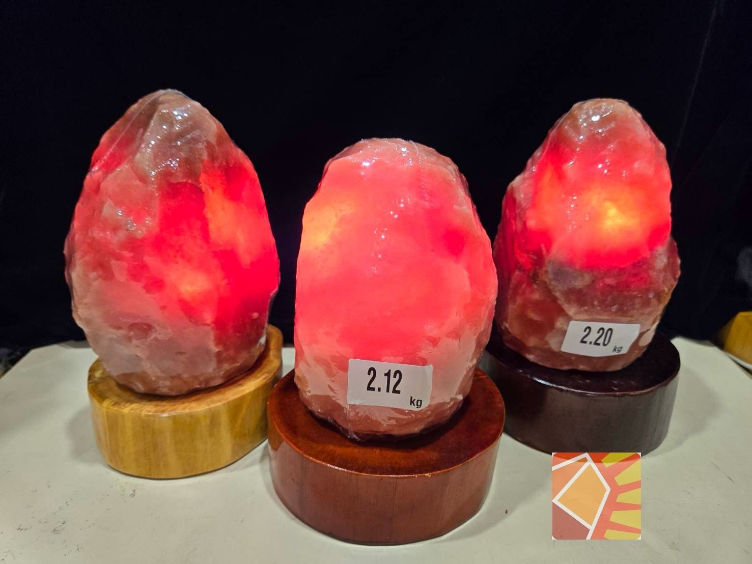 ＜特價＞鴿血紅鹽燈2~2.5kg