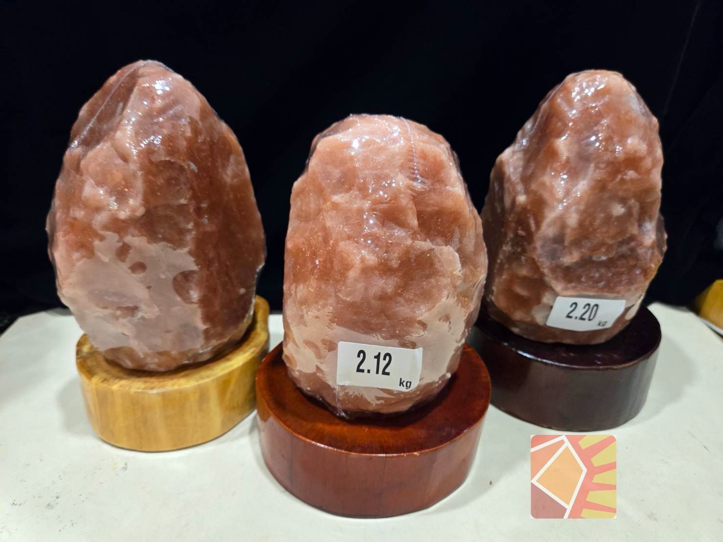 ＜特價＞鴿血紅鹽燈2~2.5kg