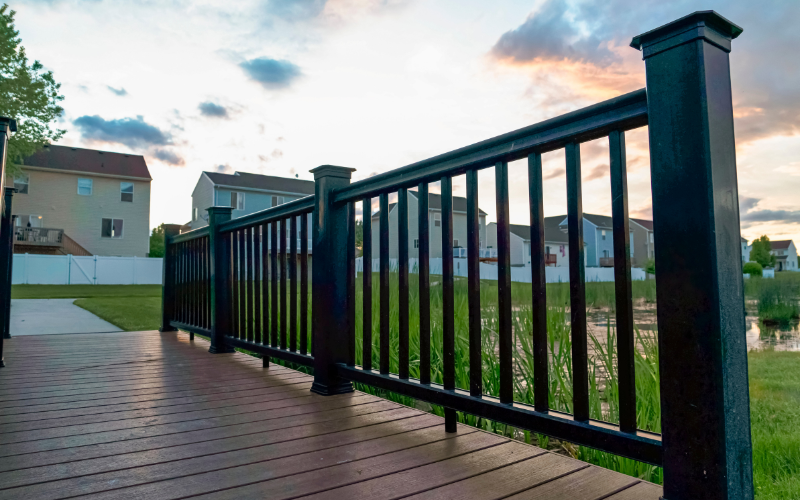 aluminum fence installation