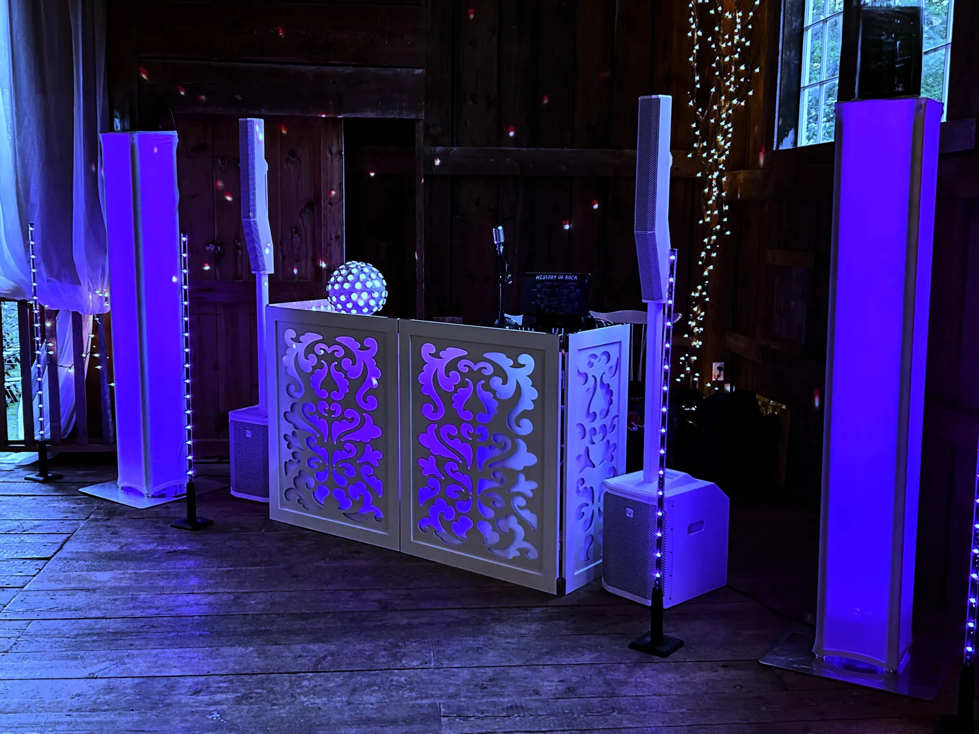 DJ Detonator Set Up DJ booth for an event in Maine