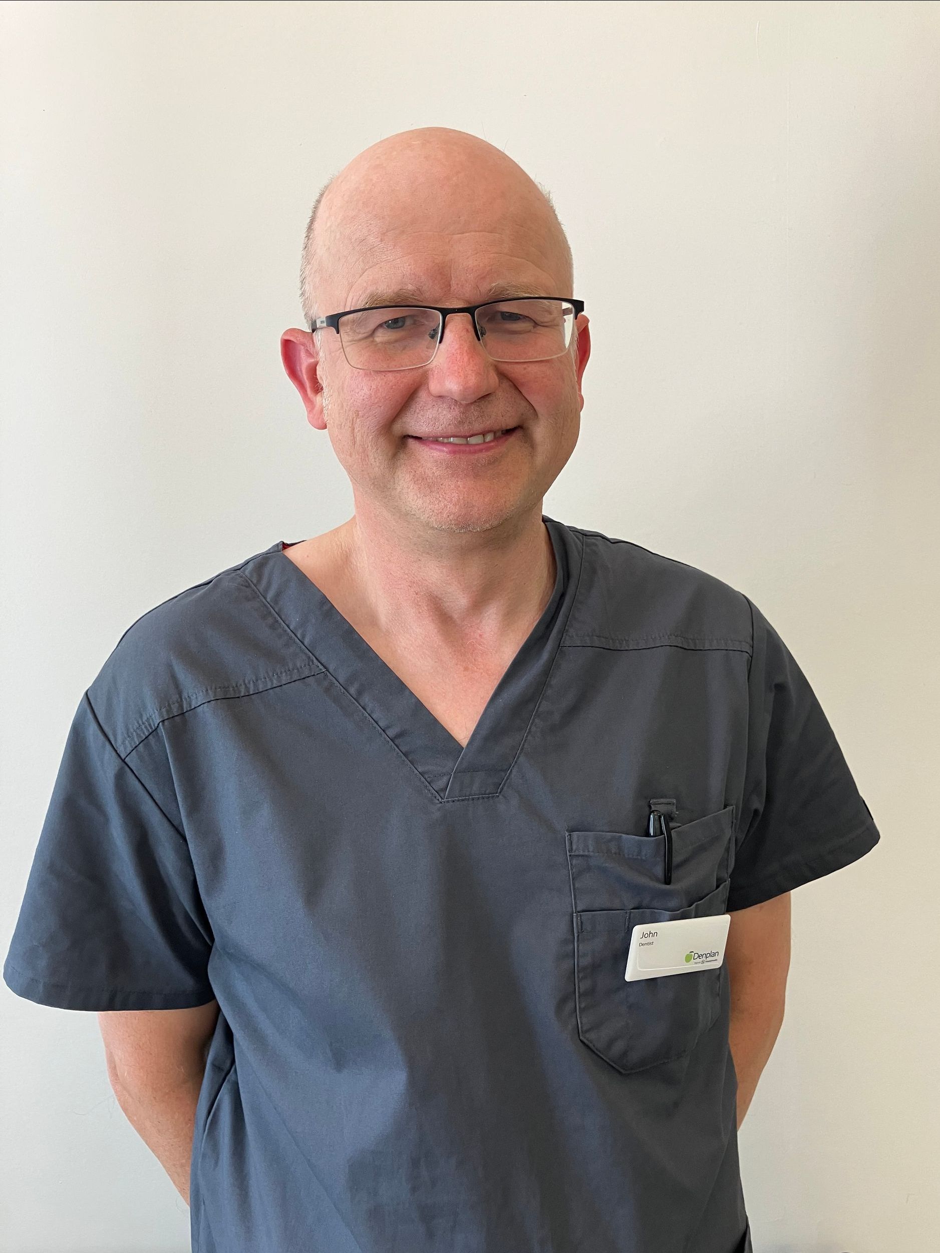 Dr John Trusz
