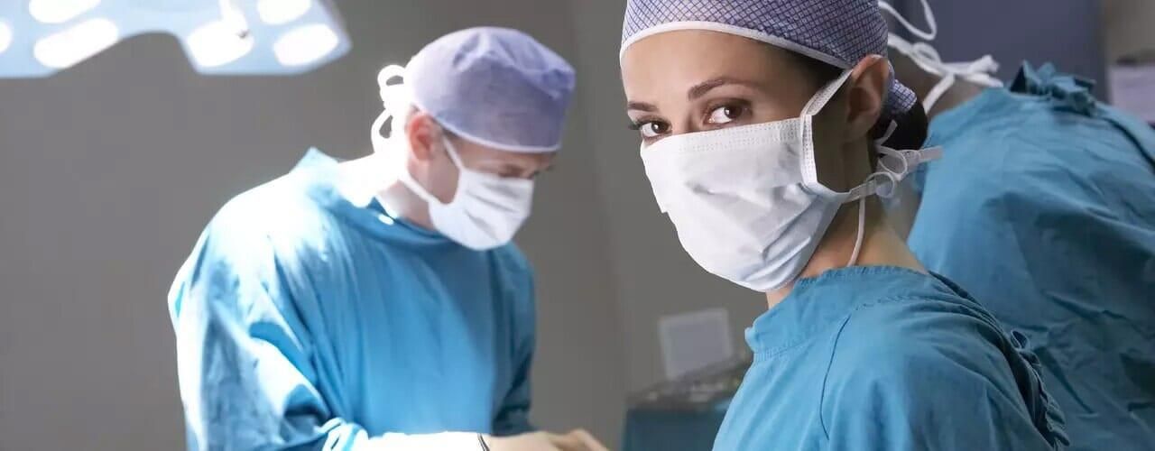 DR. GUILLERMO GILBERTO PARRA GARCÍA