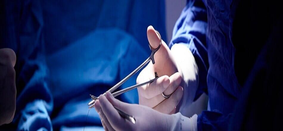 DR. GUILLERMO GILBERTO PARRA GARCÍA