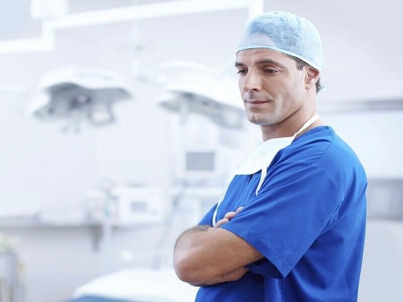 DR. GUILLERMO GILBERTO PARRA GARCÍA