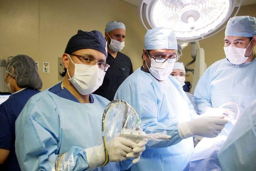 DR. GUILLERMO GILBERTO PARRA GARCÍA