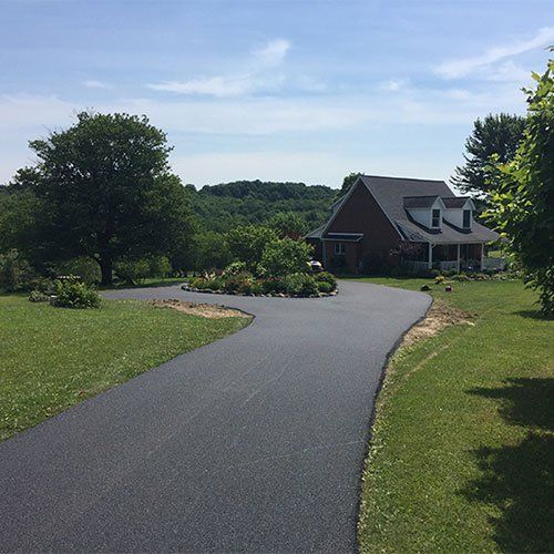 Residential Driveway — East Liverpool, OH — West Point Paving