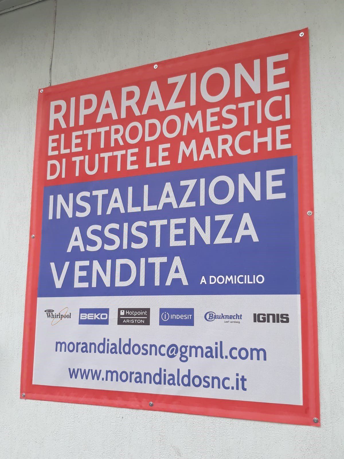 cartello riparazione elettrodomestici