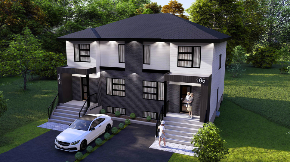 Duplex à deux étages au design moderne : toit noir, extérieur gris et blanc. Une voiture blanche est garée dans l'allée ; des silhouettes se tiennent à l'entrée.