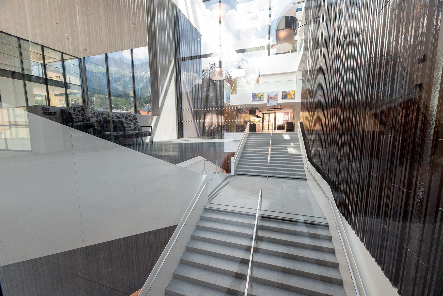 Referenzen Larcher Fliesen GmbH