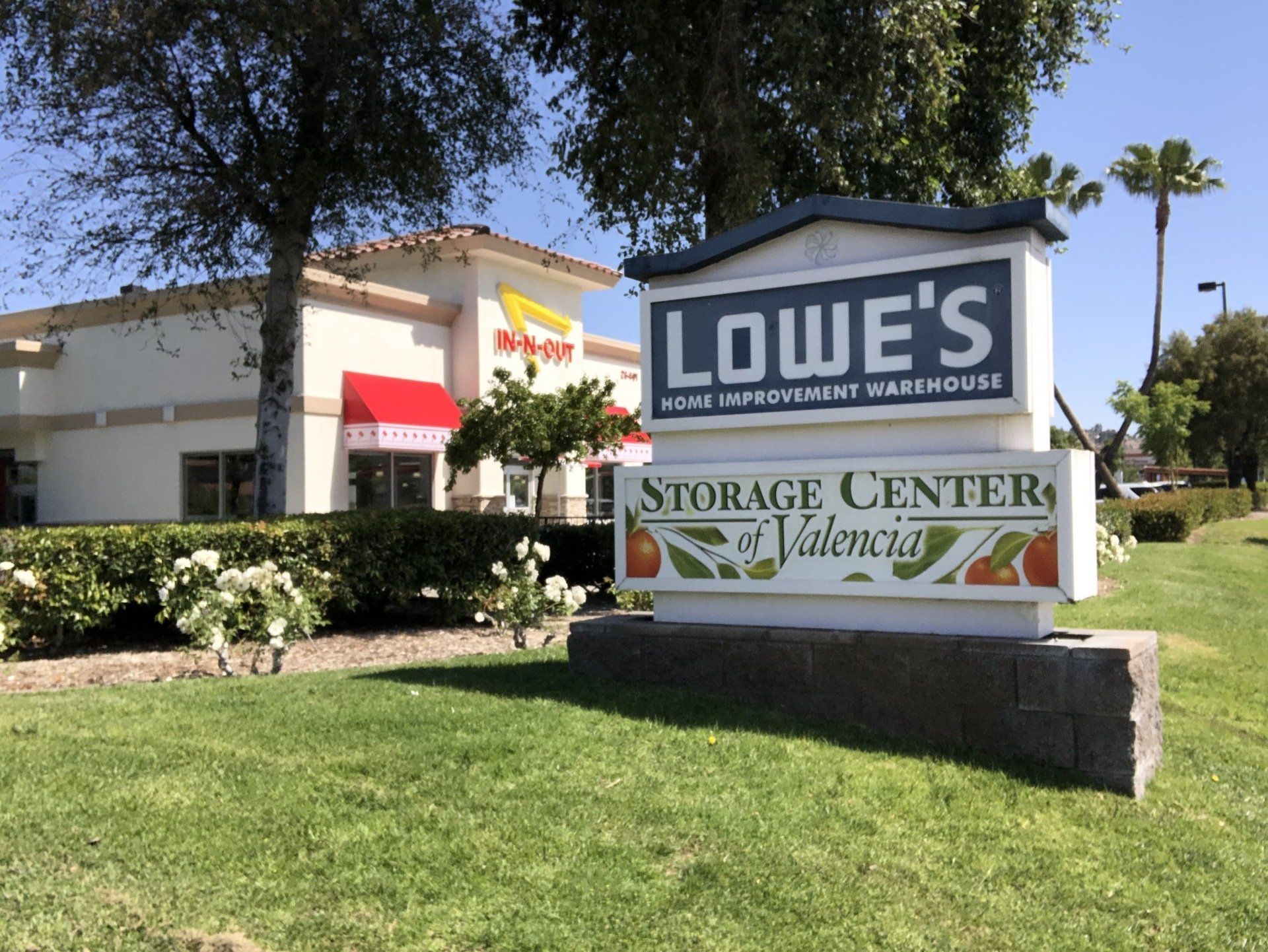 Units & Facility Valencia, CA Storage Center of Valencia