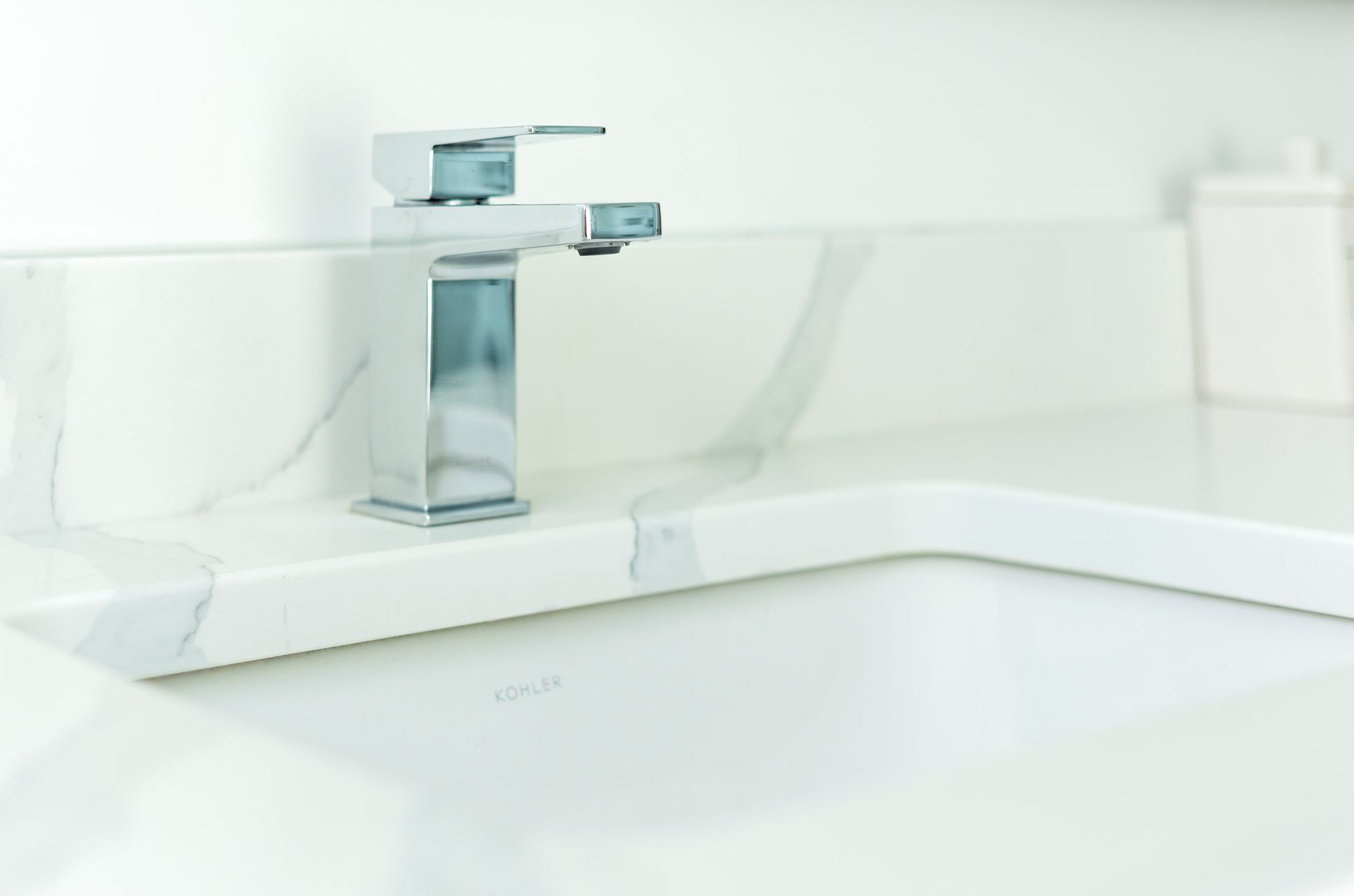 Tuxedo Bathrooms & Kitchen