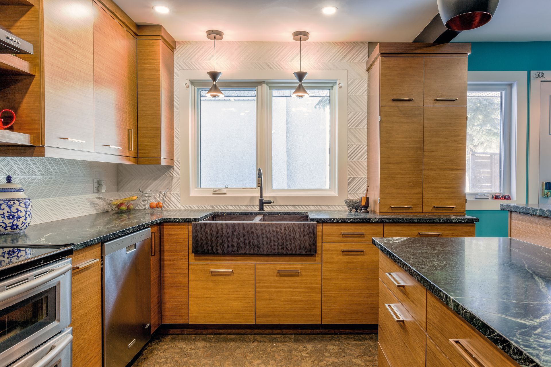 River Heights Basement & Kitchen