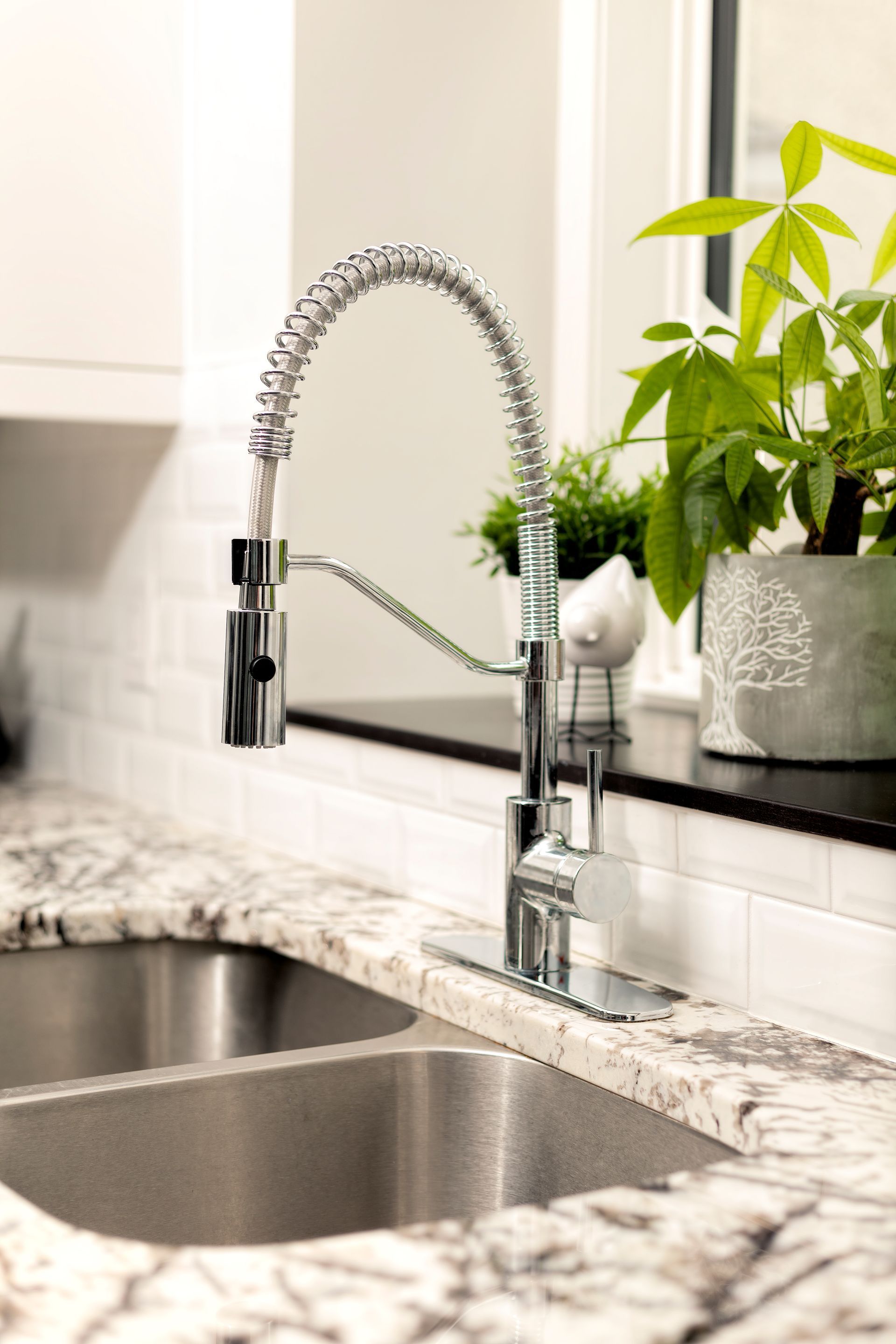 Island Lakes Kitchens