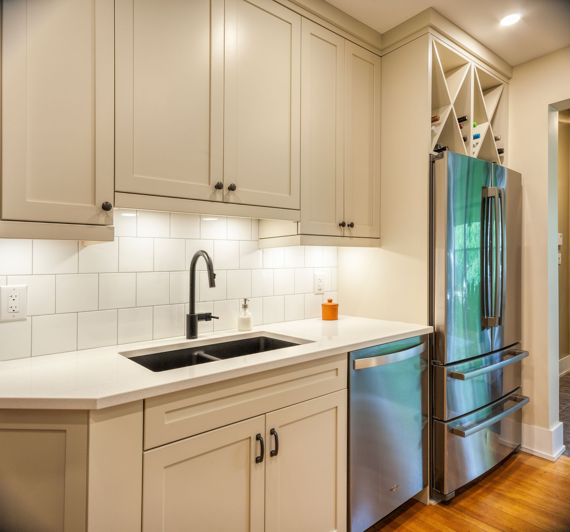 Riverview Kitchen