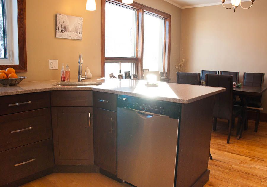 Riverview Kitchen