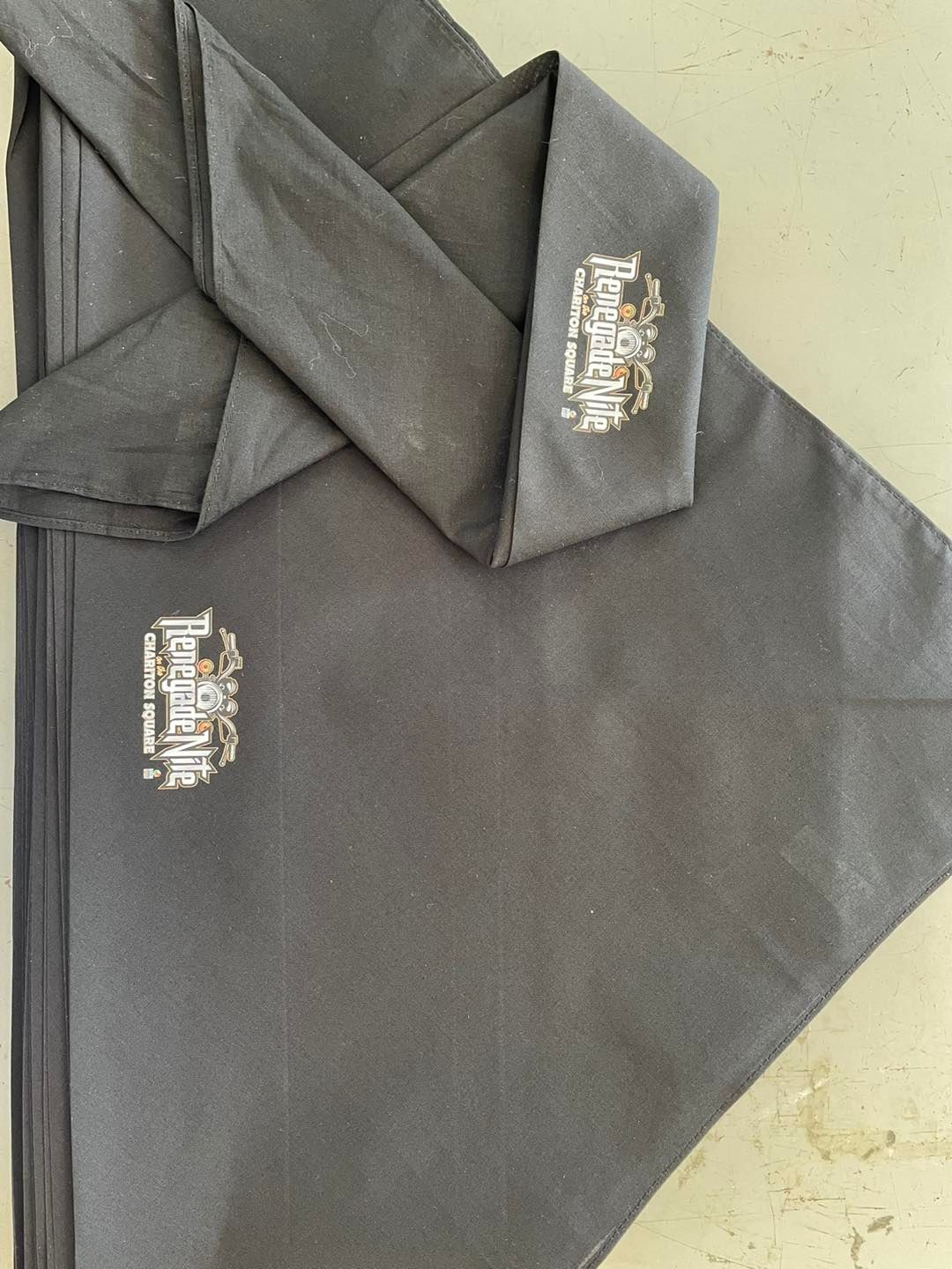 A napkin that has the word texas on it