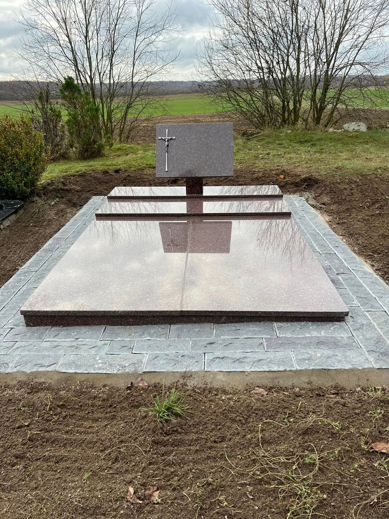 Kapas su dvejomis plokštėmis