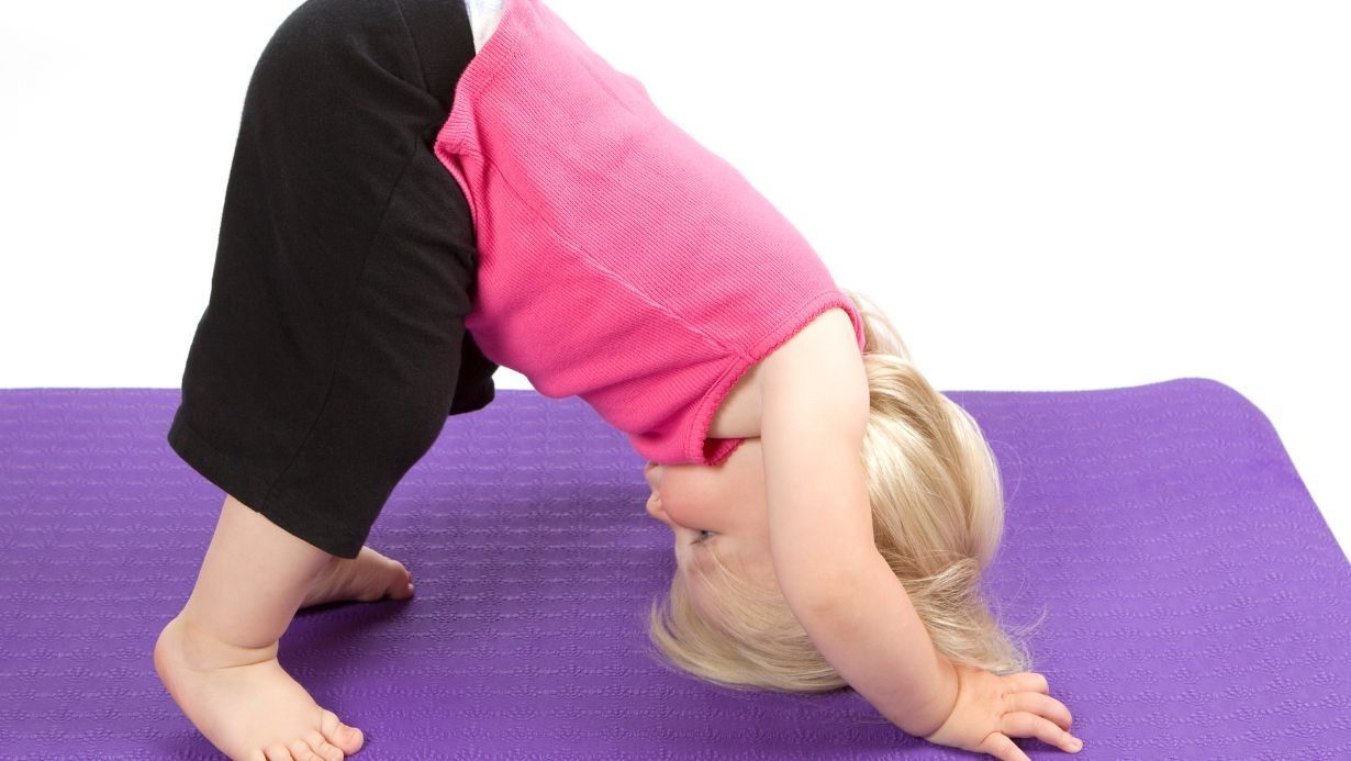 Sign up your toddler to gain balancing skills in our gymnastics class for toddlers near you!