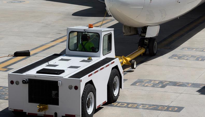 Como funciona a importação de rebocadores de avião com a WM?