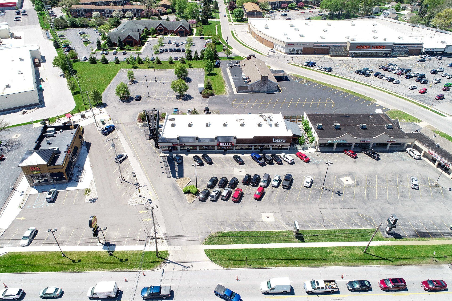 Omni Plaza, Toledo, Ohio - Riverhills Holdings, Inc.