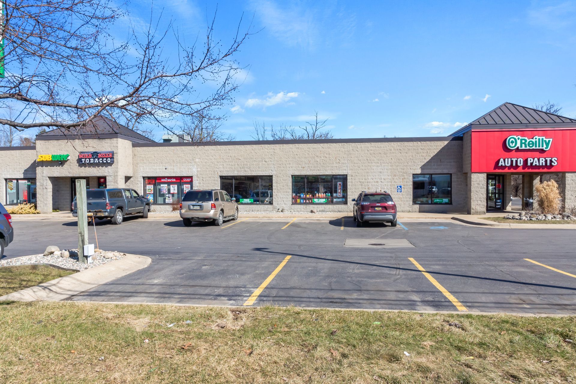 Paw Paw Retail Center, Paw Paw, MI - Riverhills Holdings, Inc.