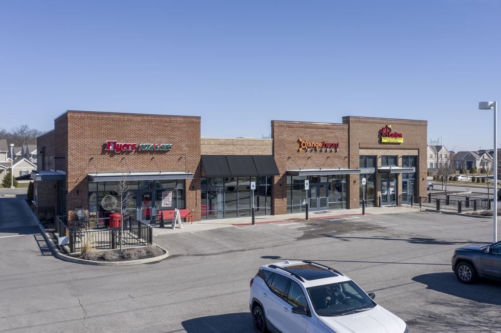 London Place Plaza, Grove City, Ohio - Riverhills Holdings, Inc.