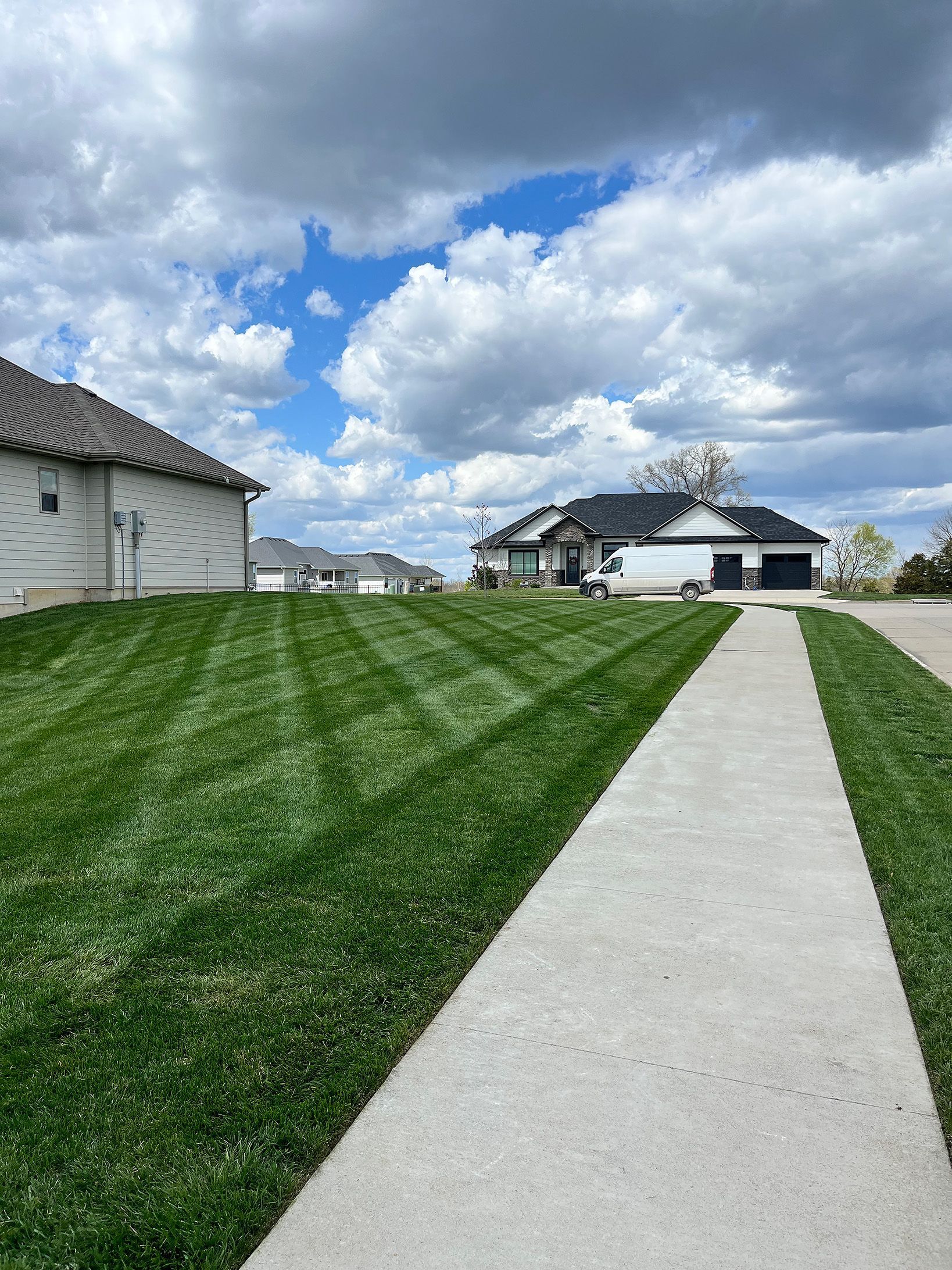 For the Best Lawn Mowing Results in Columbia, MO, Leave It to Davy's Lawn Maintenance 