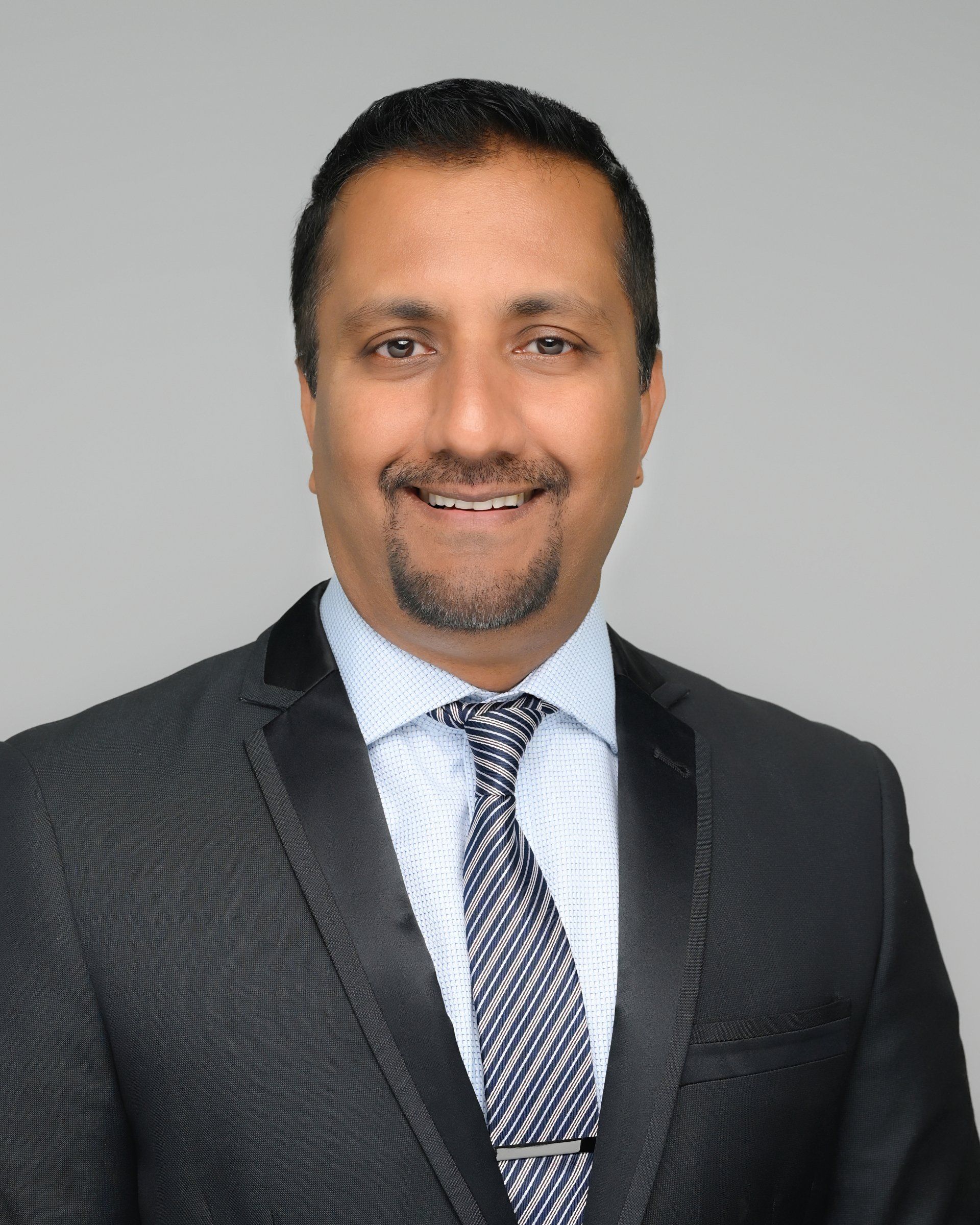 Meet Dr. Ravi Chinnaswamy | Maple Dental Clinic Langley