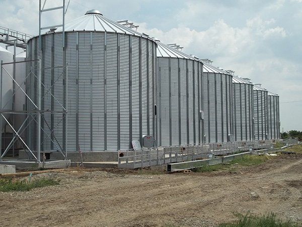flat-bottomed silos