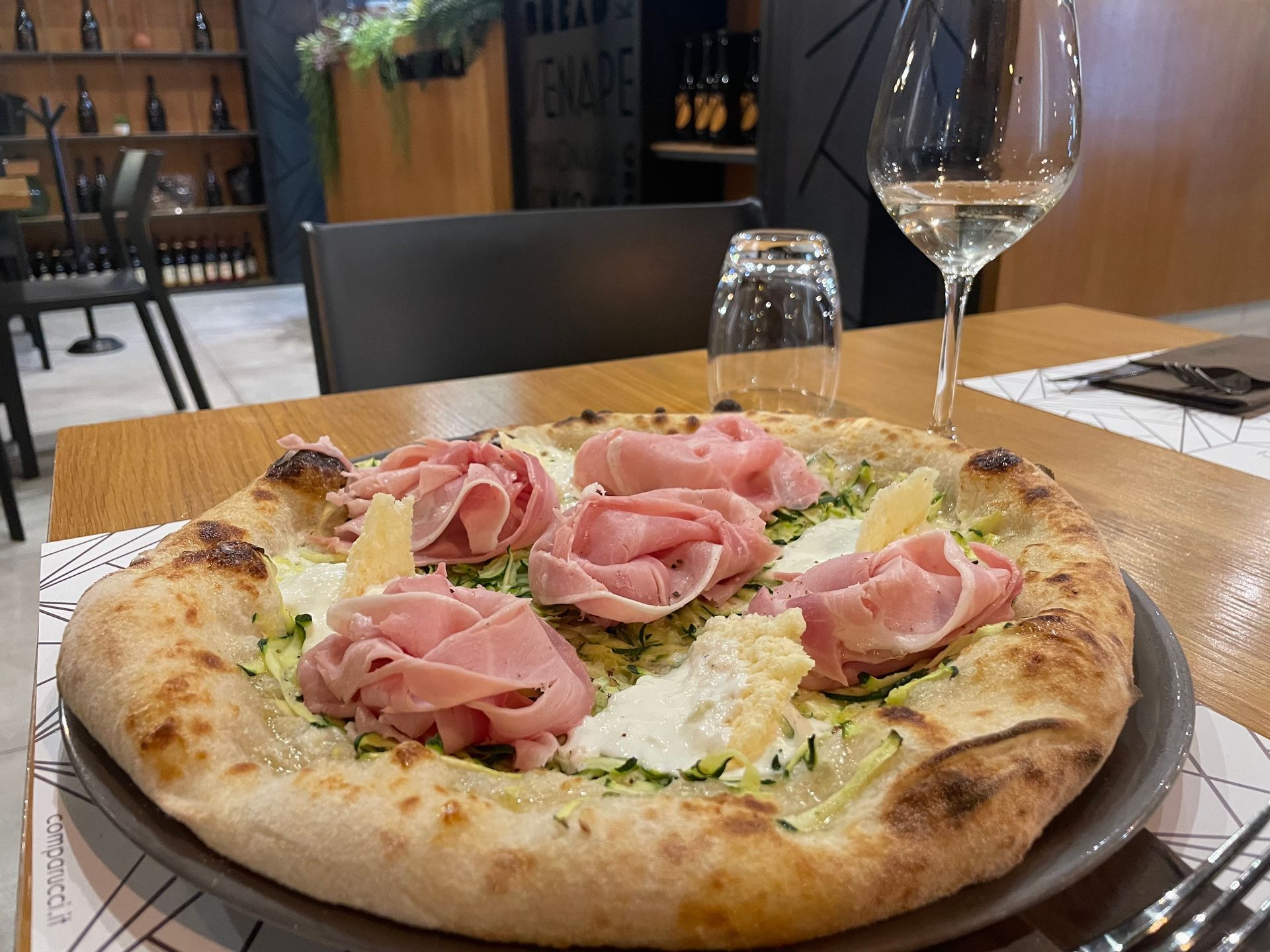 comparucci ristorante pizzeria palermo