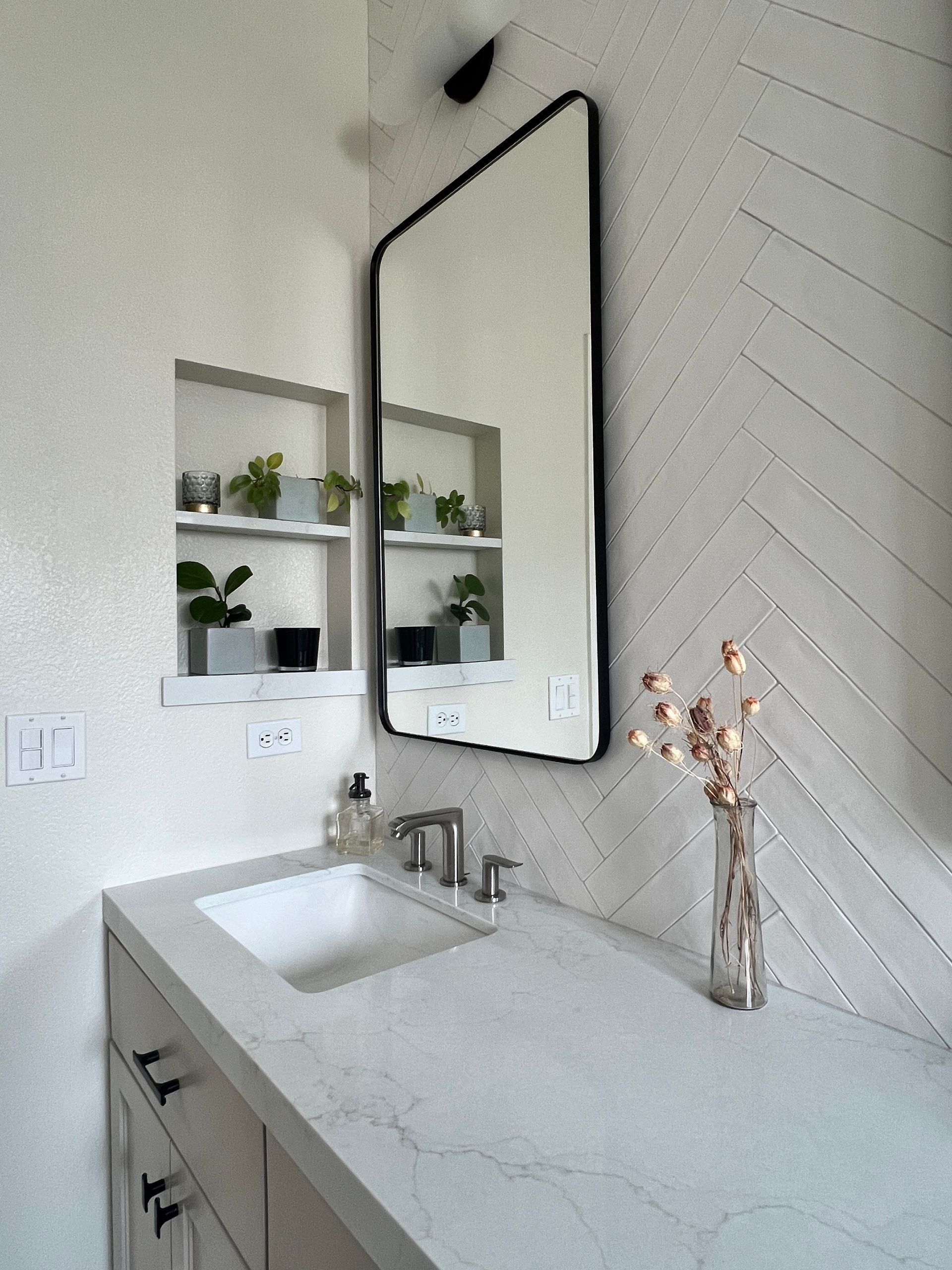 Workon Construction custom niche, tile, and vanity