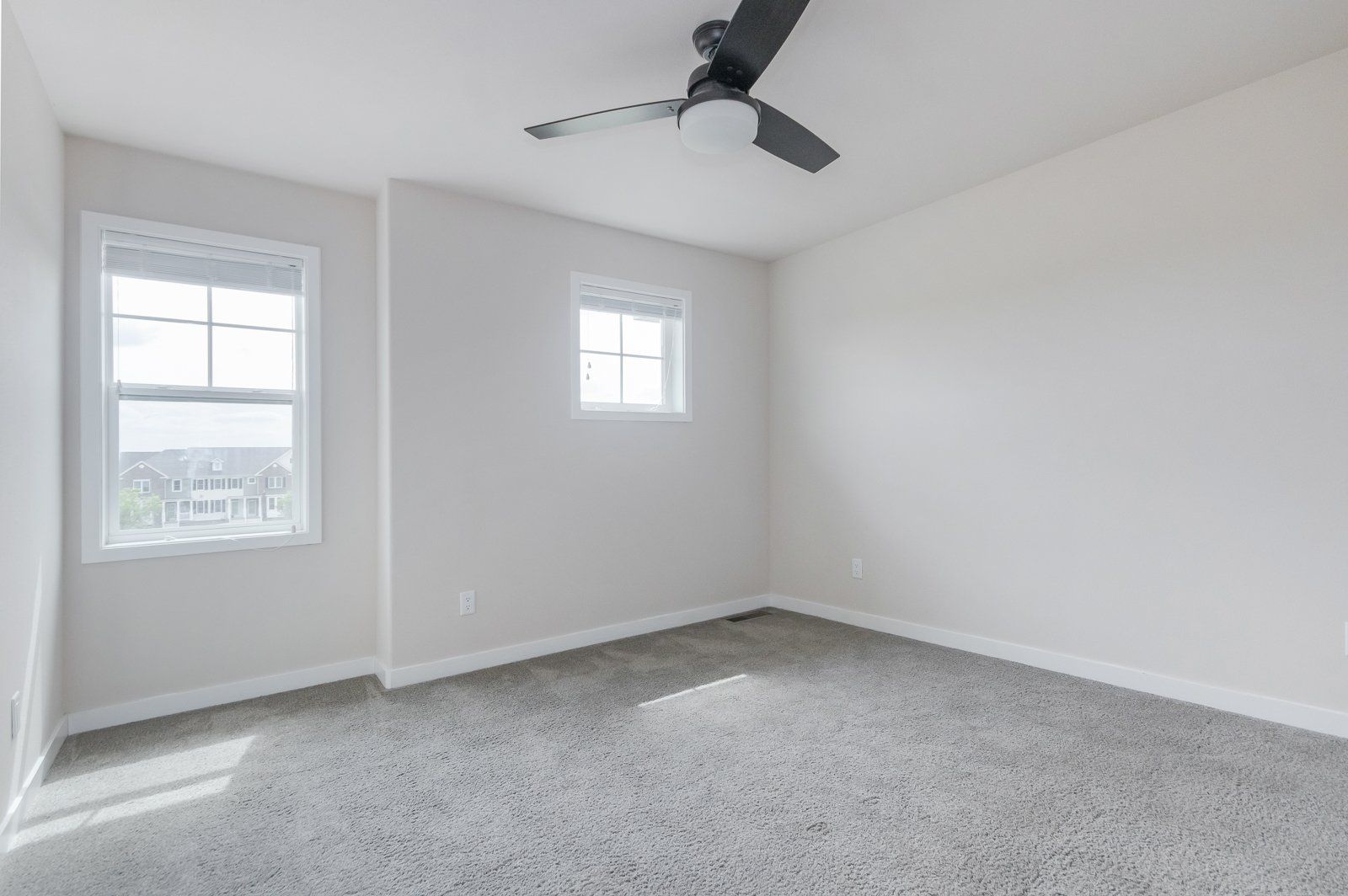 Aspire Homes front bedroom 5