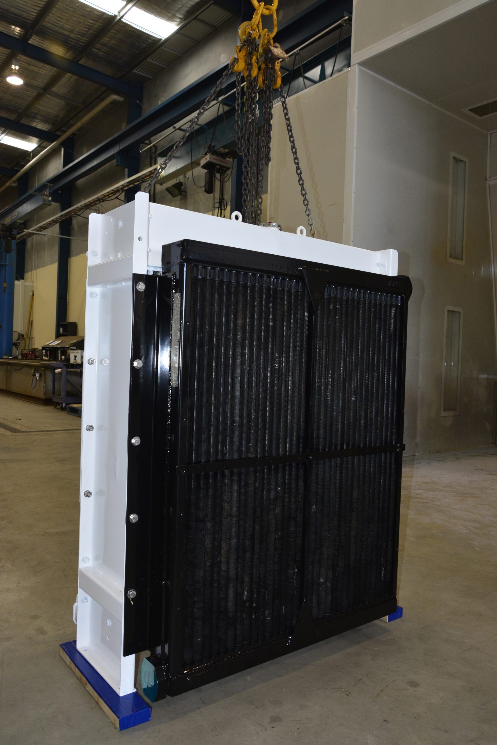 Cooling Radiator Side View — Welshpool, WA — L&M Radiator