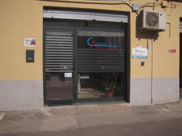 Entrata di un'autocarrozzeria