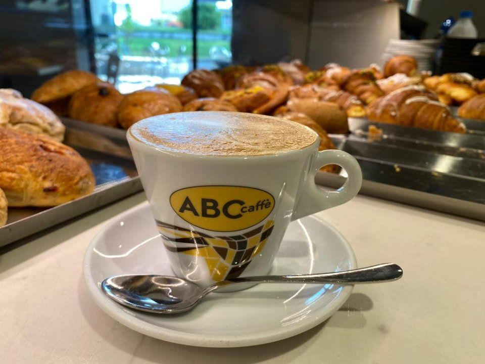 Caffè dentro una tazzina