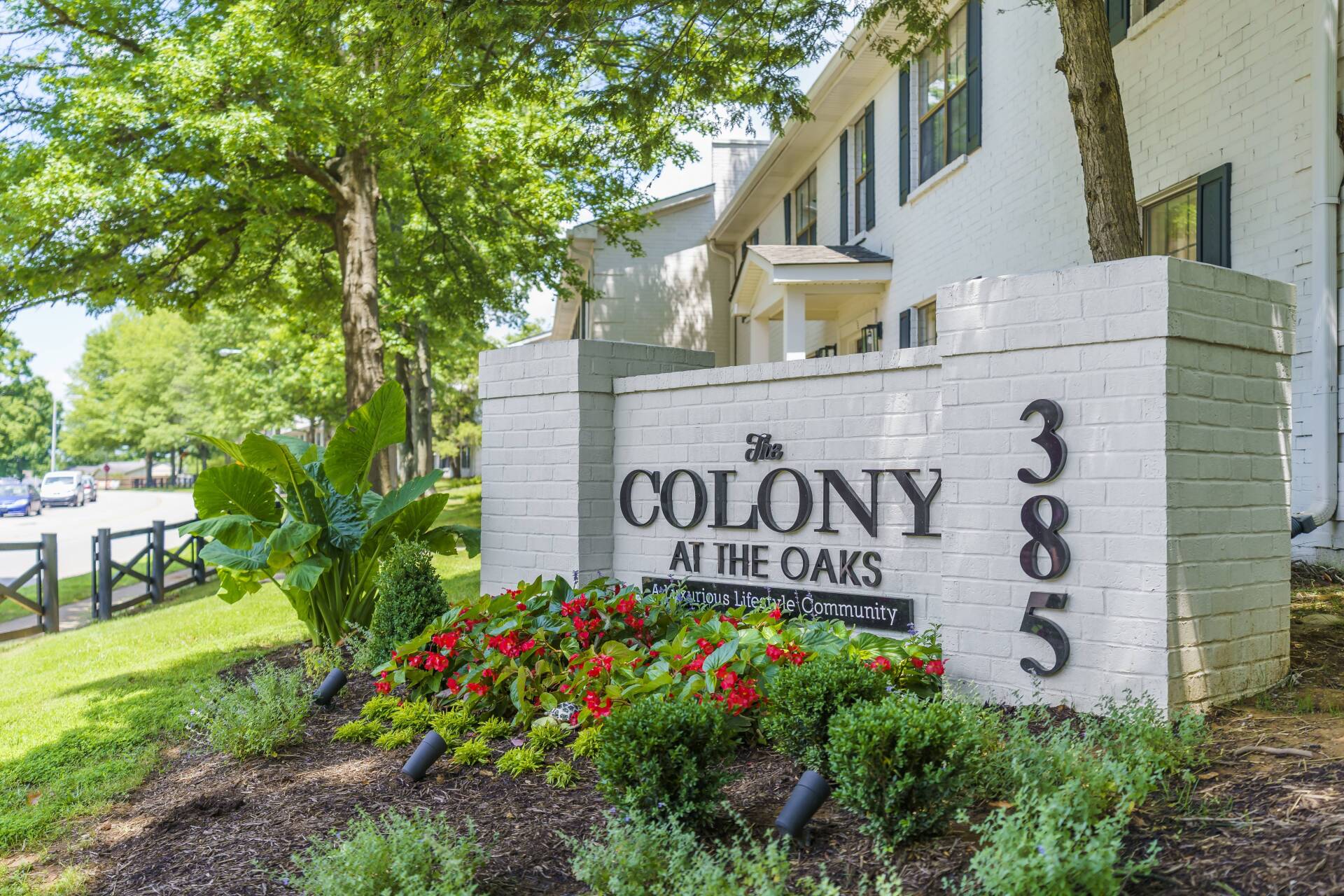 Front Entrance | The Colony at The Oaks