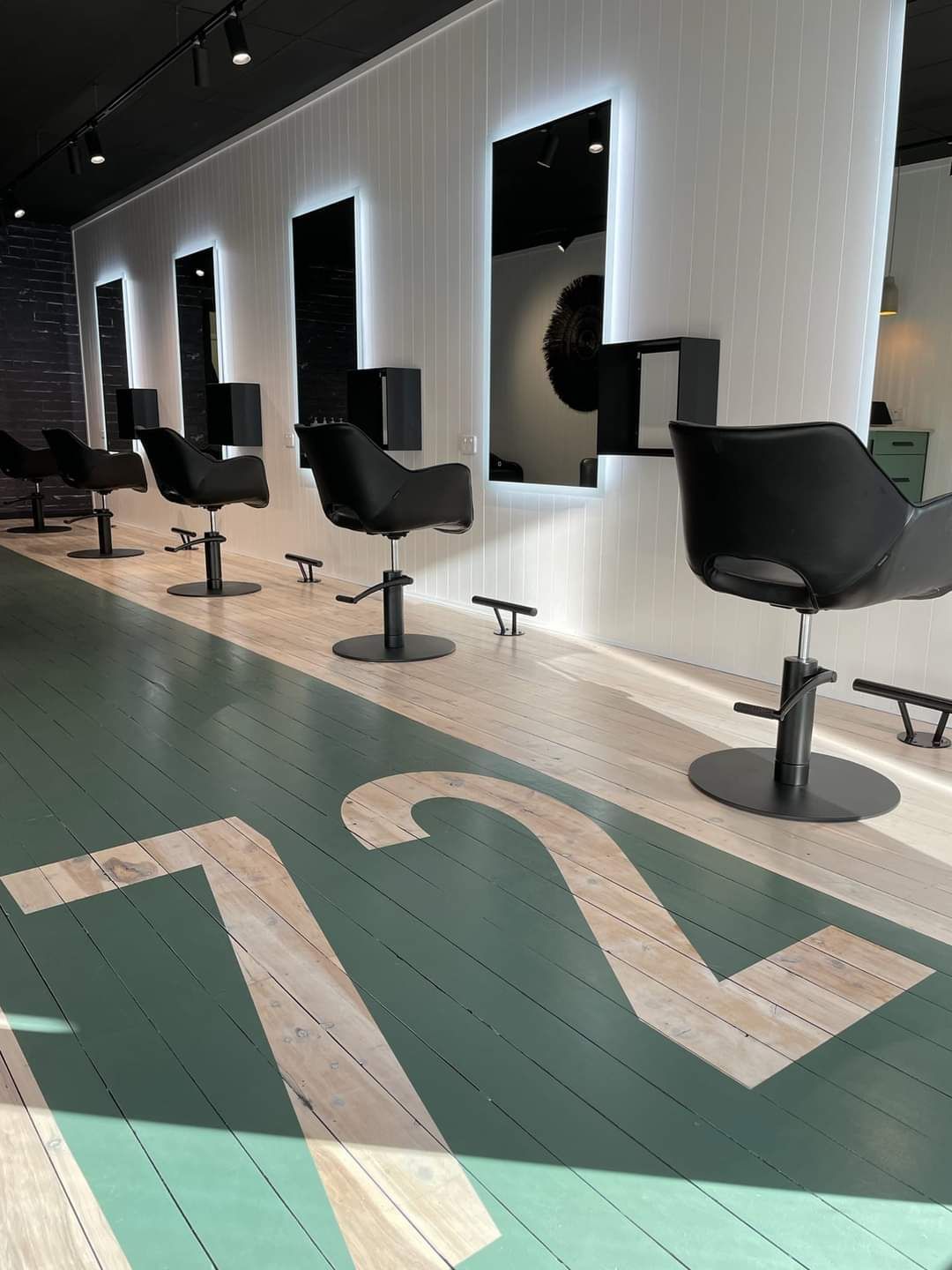 BES- Elect project at a salon